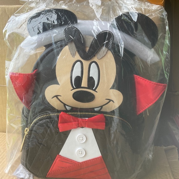 Disney vampire Mickey loungefly - Picture 1 of 4